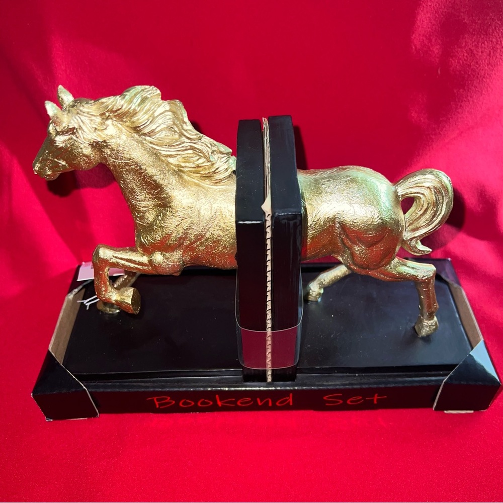 EQUESTRIAN 🐎 NWT